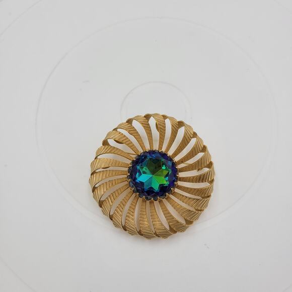 Vintage Rhinestone Pinwheel Brooch 2" Blue Green Gold Tone Crown Setting Pin - Picture 2 of 12